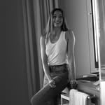 Iva Lamarao(@ivalamarao)'s profile avatar