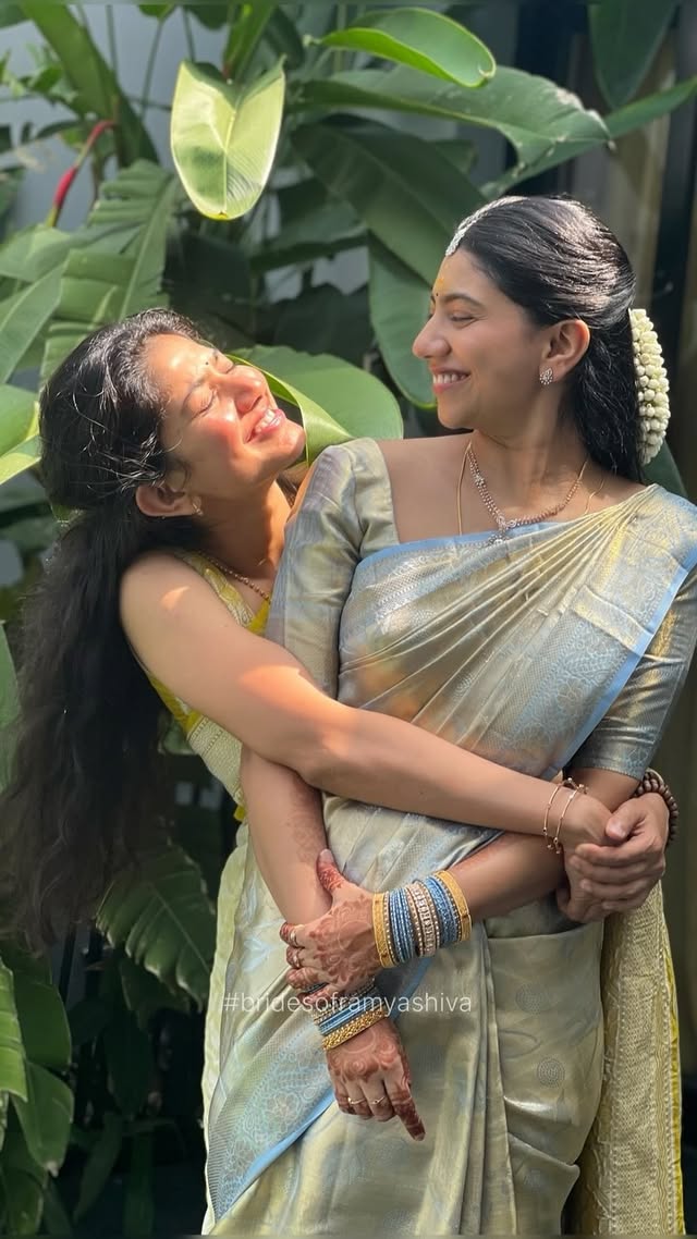 Got the most loveliest & Gorgeous @poojakannan_97 ready for her Engagement ✨♥️Here are some snippets from the process of Getting her ready , Hope this makes you smile just like how it made me smile while editing this video 🤍Makeup, Hair & Drape by Team @ramya_shiva .#ramyashiva #makeupbyramyashiva #hairbyramyashiva #bridal #weddingmakeup #coimbatoremakeupartist #tirupurmakeupartist #chennaimakeupartist #hyderabadmakeupartist #bangaloremakeupartist #reelsvideo #reelsindia #explorepage by @ramya_shiva
