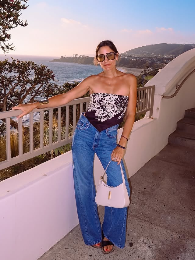 Sweet home California!☀️Pour oublier les petites nuits depuis notre retour, on va faire genre on y est encore.😜Punaise ça me manque déjà tellement! Cette vue, cette vibe, ces couleurs. Tellement reconnaissante de vivre cette double culture, d’avoir adopté une région dans le monde qui m’était totalement inconnue avant de rencontrer Conor et qui a volé une partie de mon coeur.💛Ce look!! On valide? by @valentine_caporale