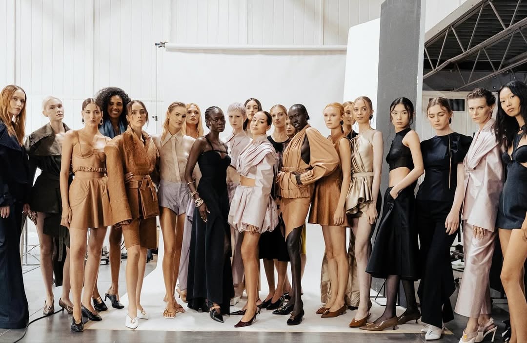 Behind the scenes of @madalinacaminschiofficial runway show!Photo by @raffaelepolicarpoph by @madalina_caminschi