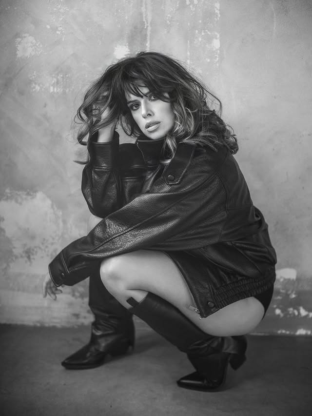 Zmiana.Fot. @marek_podolczynski .Make up & hair @justynaradzka - dziękuję za taką mnie ♥️. by @monika_mazur_