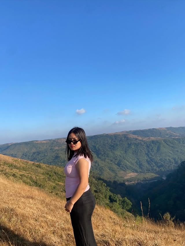 In the hush of the hills, the world feels right.🍃🌱✨🌿🍒 by @cheda_mimi_0.21