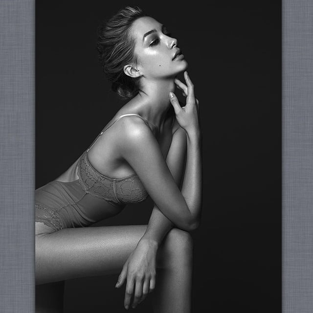@josephineroloff #josephineroloff once again I love it! #bodymodel #healthyrolemodel #blackandgrey #greasedup #hairup