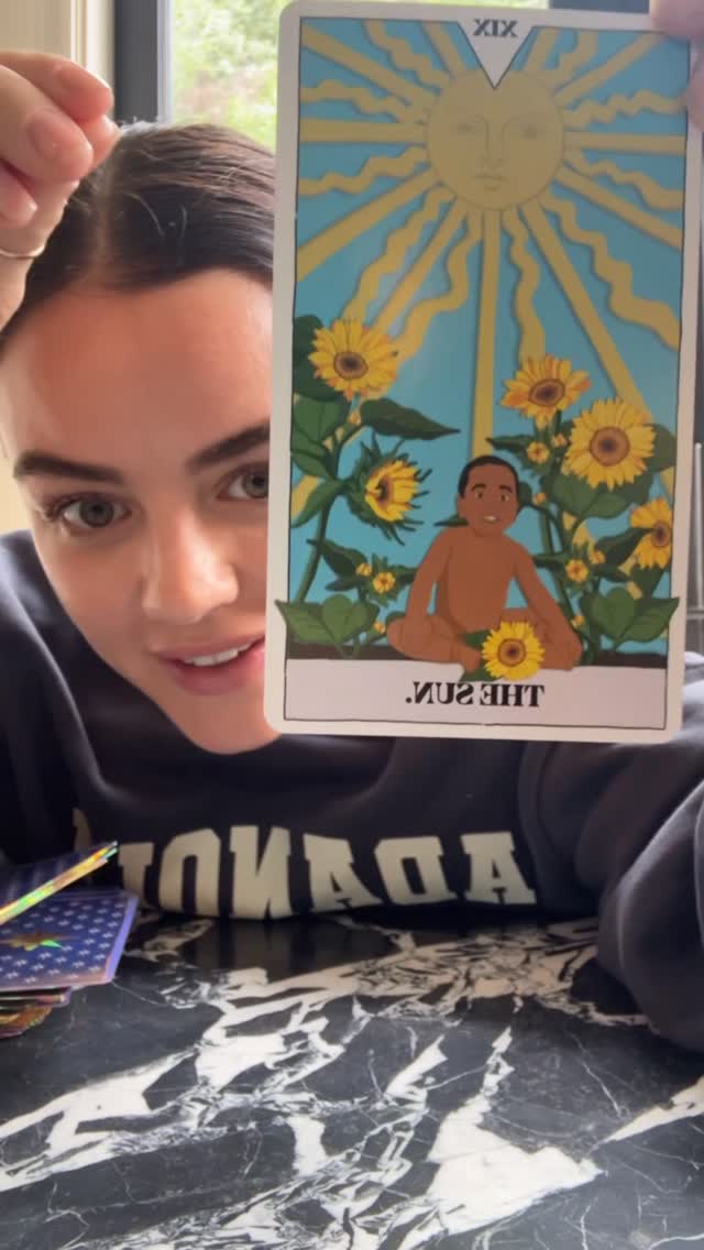 I got a tarot reading from the incredible @angiebanicki recently & she gifted me her beautiful deck @explorerofthesoul ✨ The SUN card literally jumped out of the deck when I was pulling a card for all of you & this account. Come on!! Pretty perfect 🌞 by @thelightdwellers