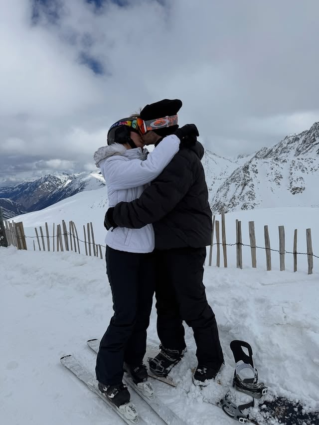Andorra se siente hogar *publi y más alojándonos con @pierreetvacancesandorra 🏠❄️ Cuidan hasta el mas mínimo detalle, son pet friendly y te hacen la vida muy facil 🤍 by @sergiocarvajal7