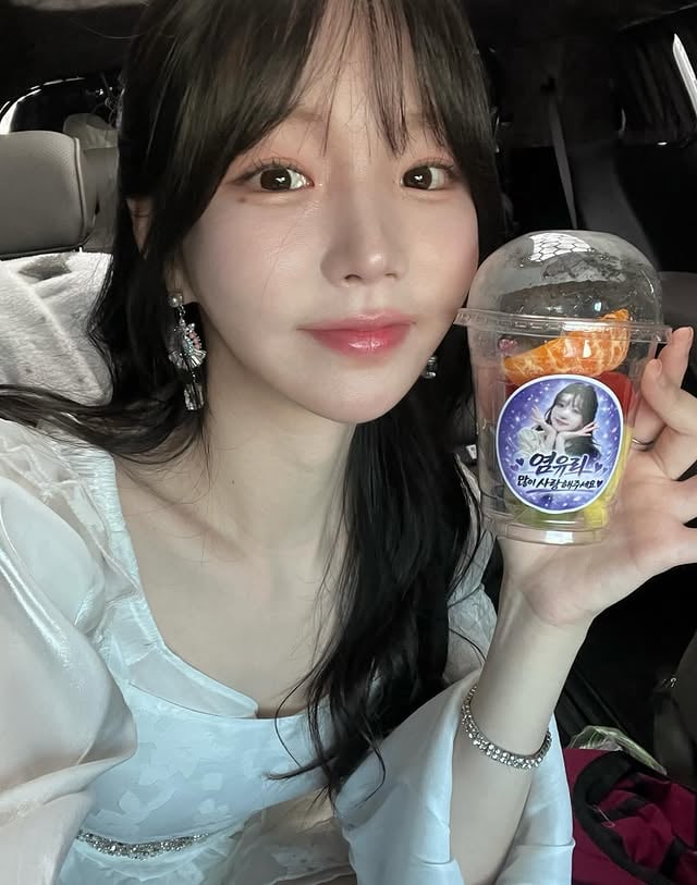 클라스의 커피차덕분에 힘났던첫 전국노래자랑✨(With 미란다커 지은언니와🖤🤍 그리고 남희석선배님) by @glass.yy