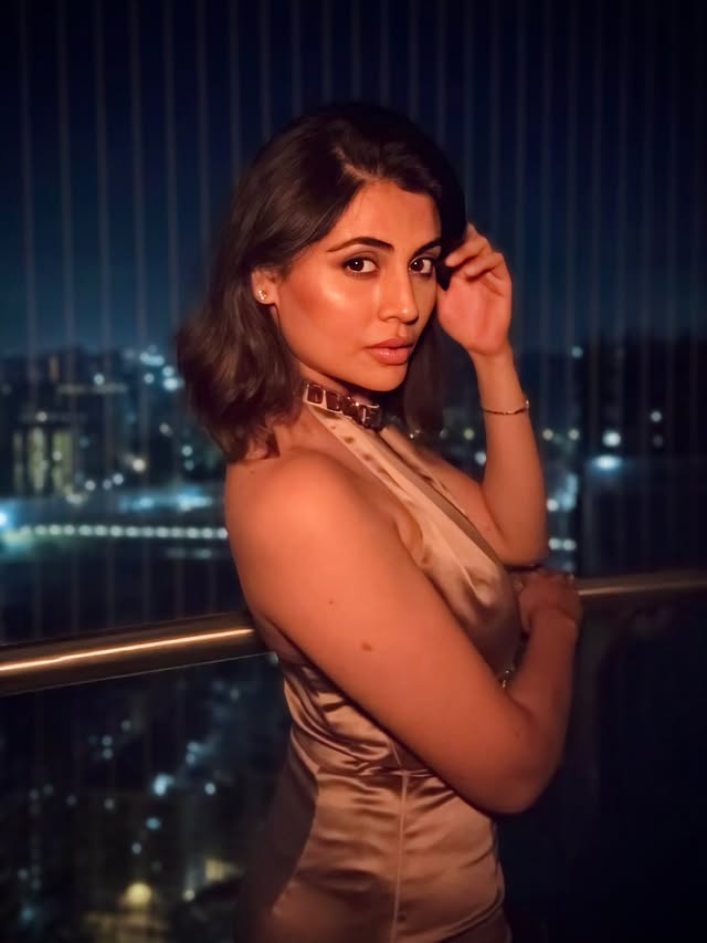 🫶Outfit - @raisondetre.atelier @tlmconsultancyJewellery - @tija.luxeStylist - @styledbysujata Team - @vrudhirita333 @pragyamalpani @nirmalastyledit #allaboutme #lastnight #maltichahar by @maltichahar