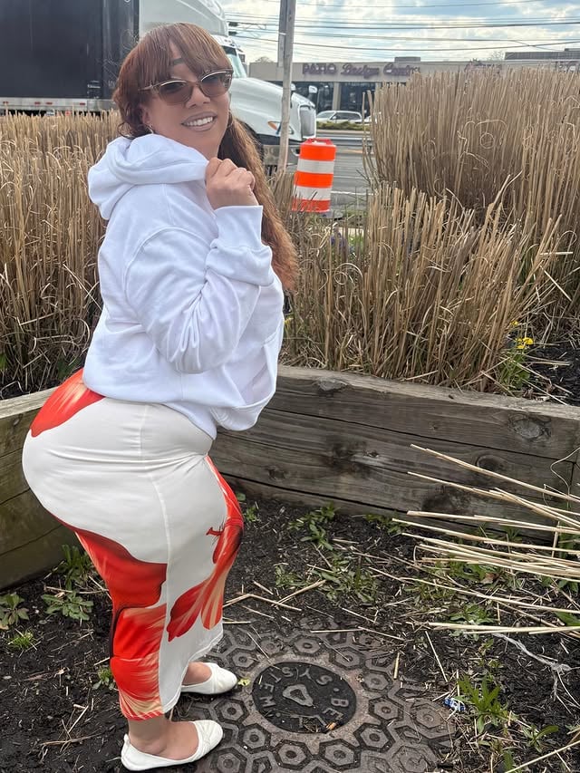 Life is Too Short 🧡 YOLO..enjoy it🧡 #happysaturdayeveryone #positvevibes #peacelovehappiness #blessingsonblessings #love
