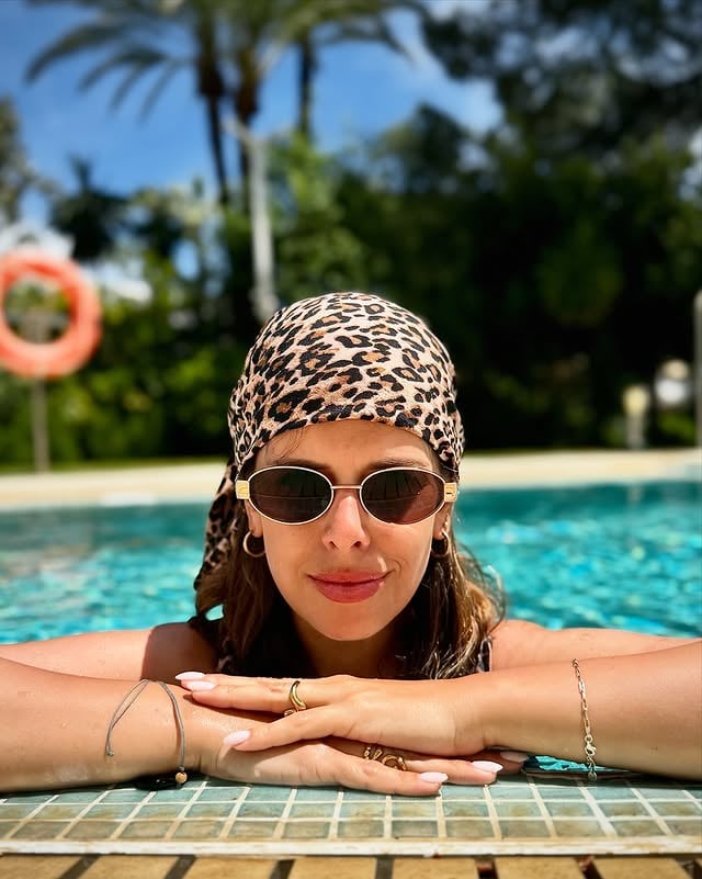 Słońce, woda, palmy - uwielbiam ten zestaw ☀️🌊🌴.Przedłużona majówka była zdecydowanie udana, ale pora wracać do pracy.Dziś zagramy „Wieczór Panieński Plus” w Wyszkowie, a w niedzielę w Rawie Mazowieckiej. Zapraszam 🎭.A zdjęcia z wyjazdu jak zawsze będą z opóźnieniem 🙈.Opuściłam się w tym instagramowaniu… oj opuściłam 😏. by @monika_mazur_