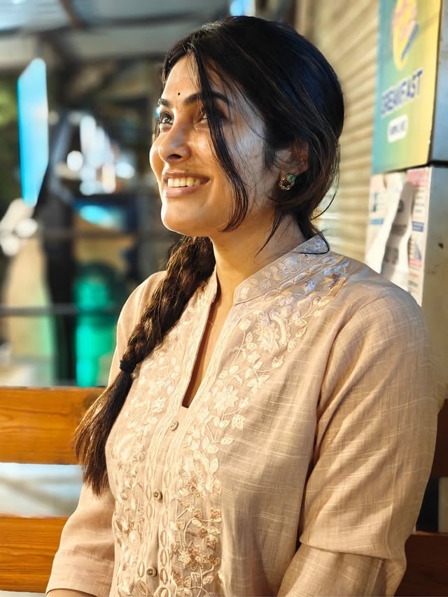 Ninnu chusthey chaalu 🫣#Divi #divivadthya #divinunchi