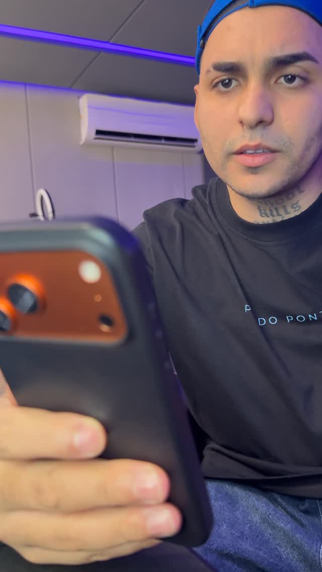 Próxima terça na @bdcoliseu vou mostrar pro @neobxd em 5 ROUNDS quem é o maior campeão.Porém mais do que isso eu e o Neo junto com a @punchgamebr vamos doar meia tonelada de alimento cada um, independente de quem ganhar esse confronto. by @oficial_kant