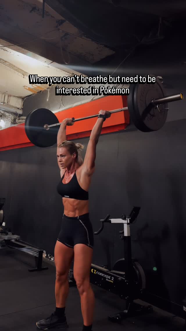 #Momlife 🤍 by @sarahholden_fit