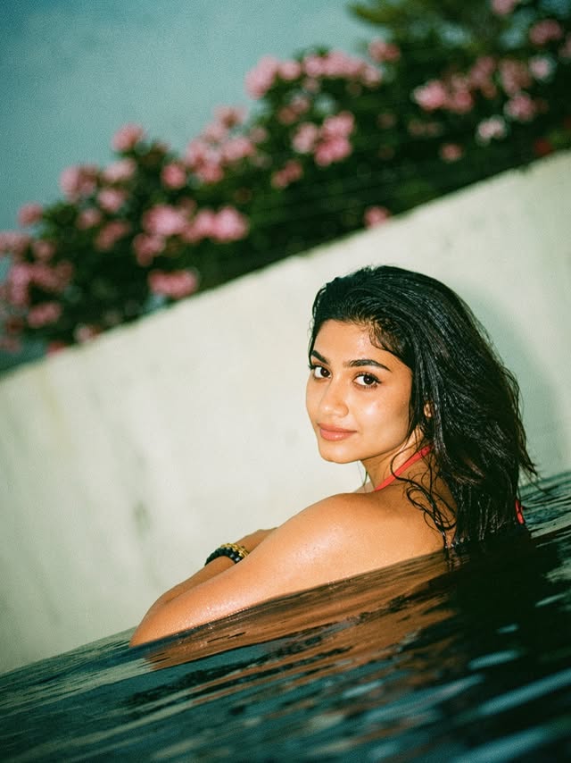 Water you doing today? 🧿❤️Coz am floating through summer 🫣🙌