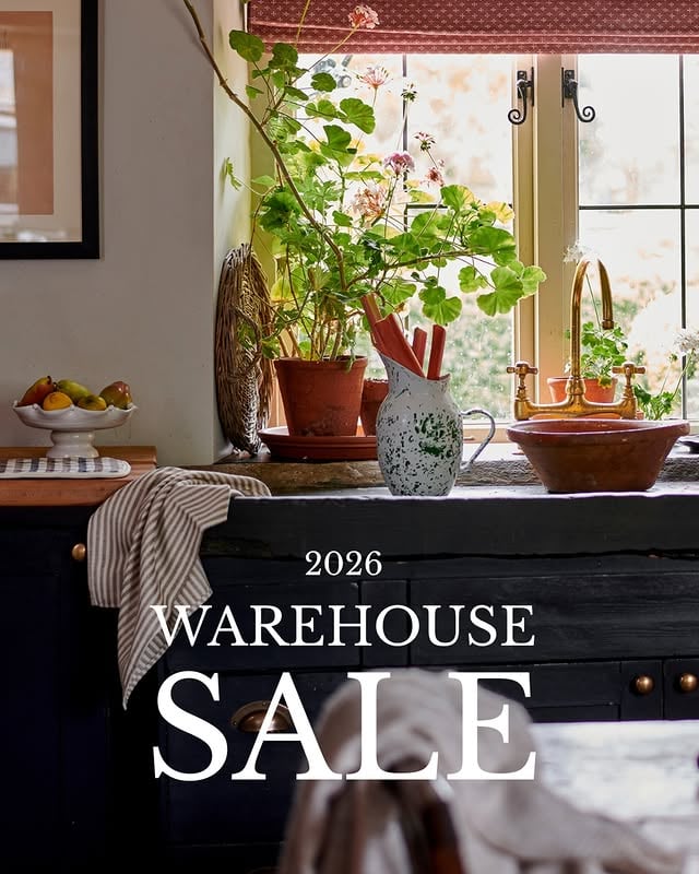 Get it while you can gang! 🏃‍♀️As we prepare for our move, our English-made kitchen textiles are being archived. This is your last chance to shop the final pieces, with up to 70% off.Table cloths for busy family gatherings, aprons and tea towels for hardworking kitchens, pieces made to be used, loved and washed again and again.Pick them up whilst you still can via the link in our bio. by @torimurphytextiles