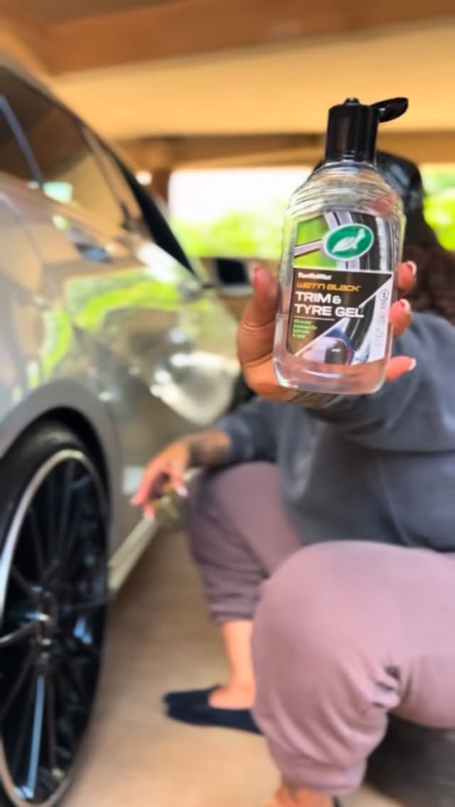 Hi mornings #stanceisnotacrime🚫 Big shoutout @tpstyres_boksburg and @autostylecoza My 🧢 @crossoverint_ Product 🧼 @turtlewax.sa It’s a culture From your stance queen arriecakes ✨ by @arriecakes