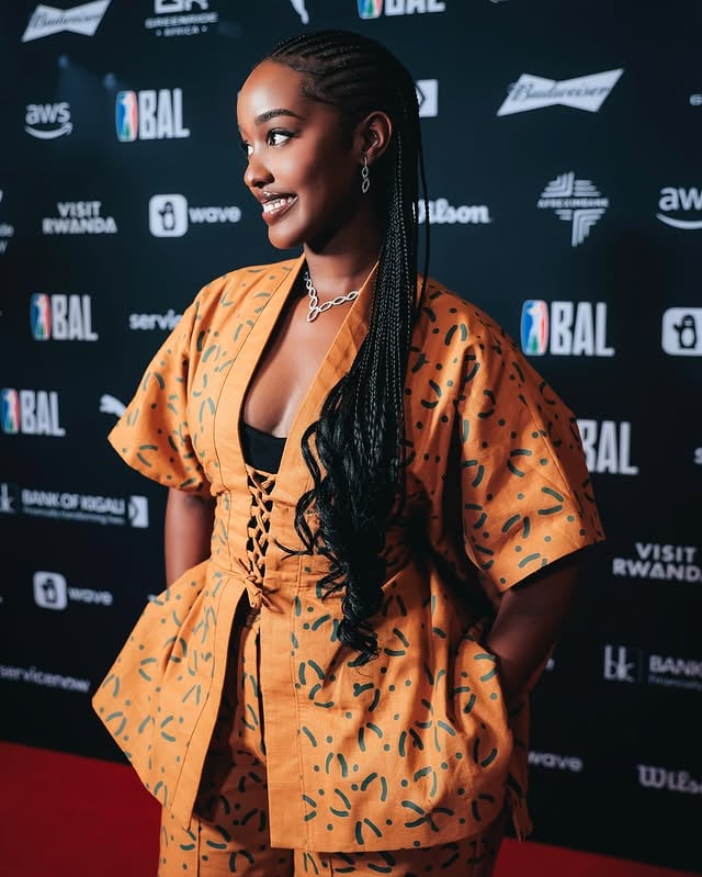 💨💨🤭 #thebalfinals 📸: @dexteptrr 👗: @kezem_rwanda💄: @_paccymakeup