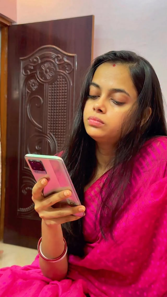 বৌয়ের থেকে এভাবেই permission নিতে হয় 🤭🤣 #reelsvideoシ #reelsfbシ #reelsviral #comedy #funnyreels #reels #viral #reelsvideo #sujay_priyanka by @pri_yankabiswas22