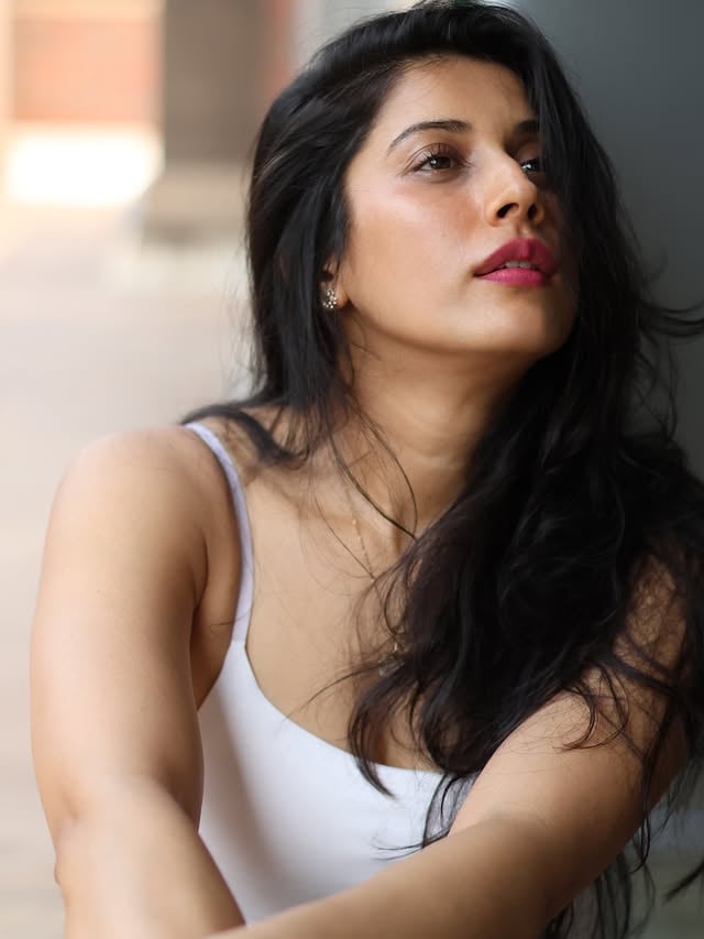 Three different moods, different angles, different lighting.!#ting #nomakeup by @advait_vaidya