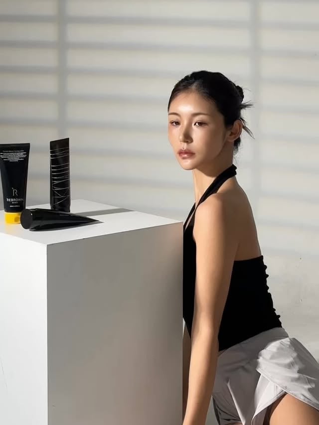 저번주 풀촬영 마치고 이번주 풀촬영 스타트...📸📸본업모먼트 😗💸💸💸(누가그랬다? 웨딩과 태닝크림을 둘 다 할수있는 모델 김유림밖에 없을거라고....) by @mirumik