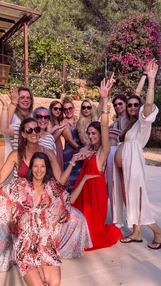 Baby where the hell is my husband…RAF! Elles sont là!!😍😍😍 by @valentine_caporale