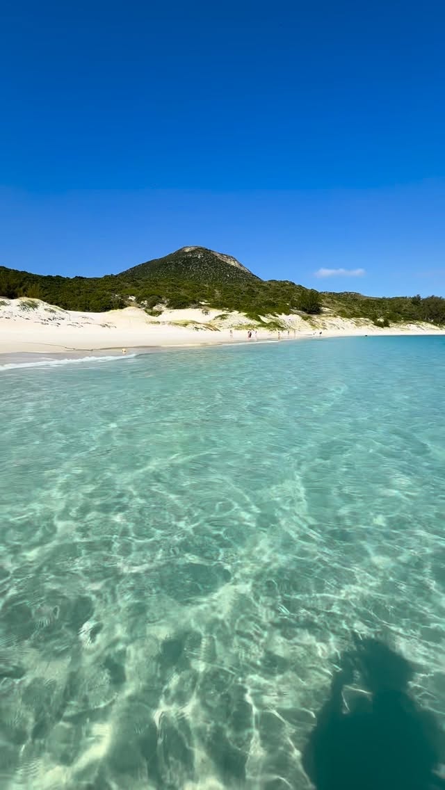 Isso é Arraial do Cabo 🩵⭐️⭐️⭐️⭐️⭐️#arraialdocabo #turismo #fy #travel #pontaldoatalaia by @arraialplus