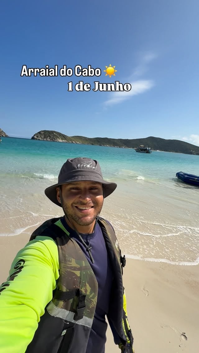 1 de Junho - Ilha do Farol - Arraial do Cabo - Rio de Janeiro 🇧🇷☀️☀️☀️☀️☀️☀️#arraialdocabo by @arraialplus