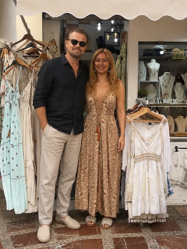 Was für ein Besuch 🙌 danke das du so viel gekauft hast jetzt kann ich ein paar Jahre davon leben 🤗 #marbella #leonardodicaprio by @janamariaherz