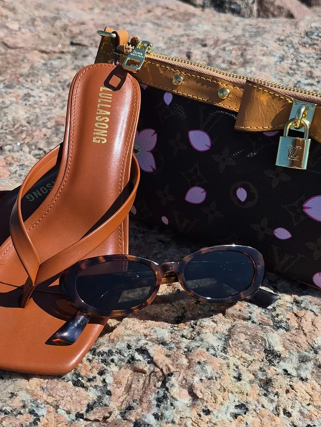 Summer is here c*unts by @its_krystalann