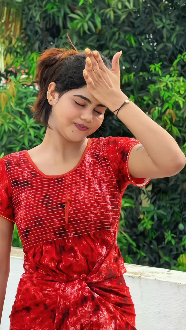 Mutta Mutta Muzhi👀💋✨ by @its_janumithra