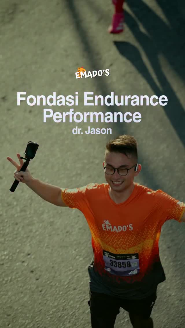 Tips bisa finish strong di @makassarhalfmarathon gak lepas dari pengaturan strategi yang matang dan terukur, dan hal tersebut sangat-sangat mudah untuk dilakukan, asal paham konsep dasarnya ✌🏼Penasaran apa rahasianya (kayaknya sih bukan rahasia ya)? Tonton sampai habis tips dr @jsncpp untuk finish yang strong!________#sportscare #makassarhalfmarathon #emadosgoestosuperhalfs by @emados.shawarma