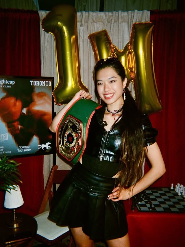 1 million of you 🥹❤️Very grateful. Thank you for being part of this journey and for supporting all the random things I decide to do 😂Also, thank you @knightcapchessclub for the cutest surprise ever!!📌 @unitedboxingclub #chess #1million #contentcreator #nemo #grandmaster by @nemochess