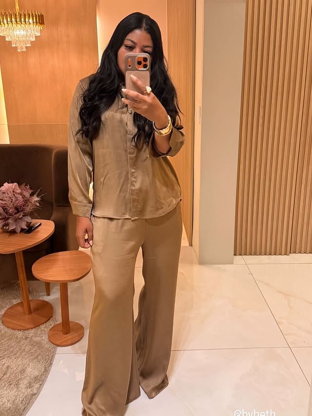 Conjunto elegante, essência refinada, preço imperdível: harmonia que muda tua presença ✨ by @bybeth_