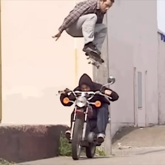 Gonz tells the rad story of his Ollie over @4q69 in Abnormal Communication EP 6 that focuses on a few of his latest and most classic tricks in SF with a slew of clips by skaters on @adidasskateboarding’s squadSo here’s a collection of a few of our favourite clips of Mark in it to get you hyped to go watch it in full.From his Rock and Roll in that bowl, FS Grind on that sketchy barrier and words on some of his most standout moves in San Francisco, you need to go and check it out as soon as you can to see the rest. Get them on loop, swipe to the end for the photo by @morfordmedia and read Torsten’s interviews on our site to find out how his @thrashermag series came to life, his thoughts on filming the Gonz for it and lots more. 🎥: @krooked and #adidasskateboarding’s #gonz #markgonzales | Abnormal Communication EP 6 | Filmed and Edited by @torstenfrank #torstenfrank | w/ archive footage here shot by @danwolfe and more 📸: #thegonz Ollie over Max Schaaf | Shot @morfordmedia by @thenocomplynetwork