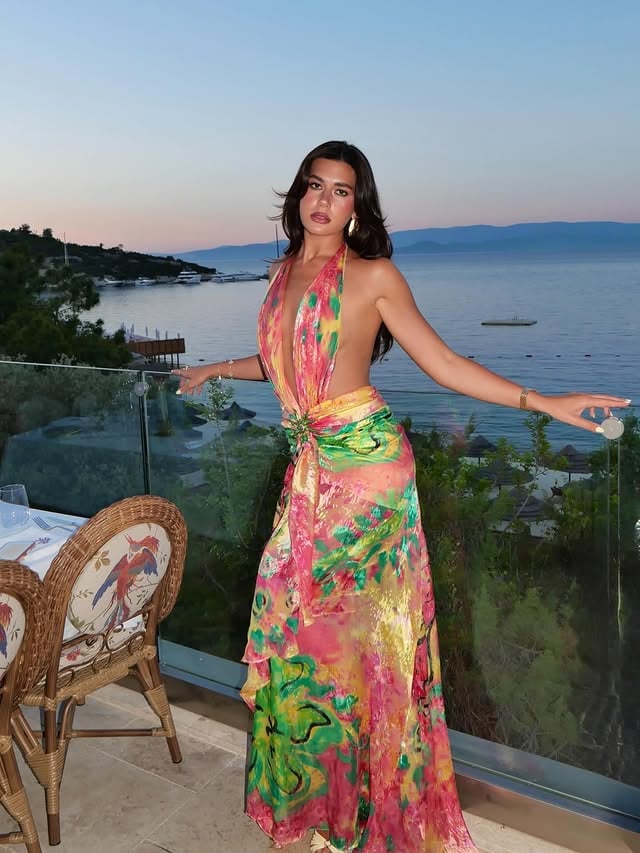 Glow season 🌸🌺🍃🌞 
reklam