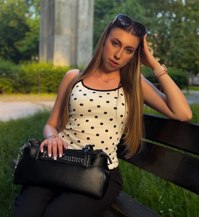 Sun kissed ☀️ ....#goldenhour#sunkissed#summervibes#polishgirl#prettymood by @najladniejsze__polki