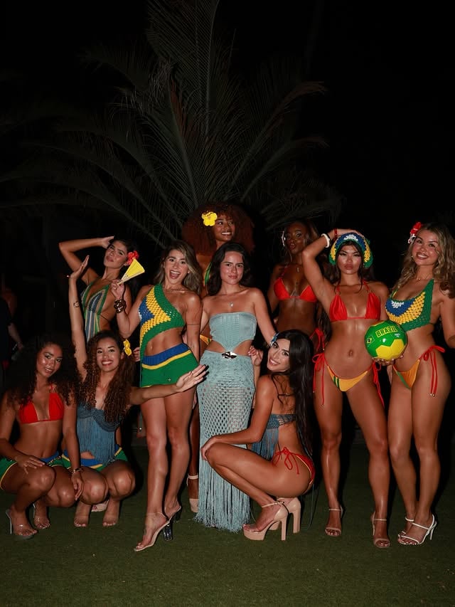 Anju’s first runway 🇧🇷🪽Thank you so much @examodels @miriamvas_ for having us and for making this moment possible. To every girl who walked in Anju , thank you for bringing the collection to life in your own way💚💛This night was so special. Still taking it all in. 🇧🇷✨📸 @wyeaston & @divadomu #AnjuBlanco#MiamiSwimWeek#BrazilianFashion#SwimwearDesigner#runwaymoment by @exashows