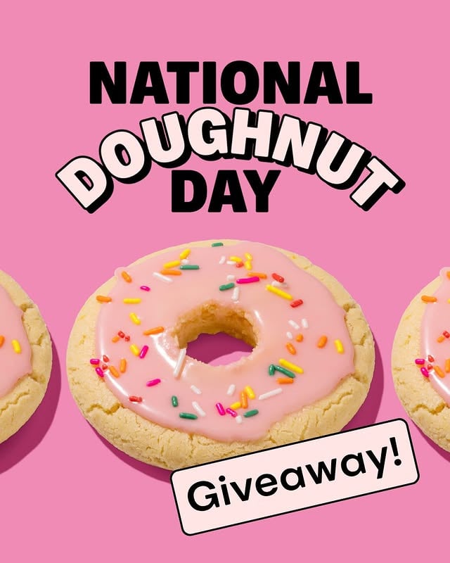 Doughnut even THINK about skipping this giveaway 🍩 Today calls for a dozen treats, so we're giving away Party Packs to three lucky winners! ✨💗

How to enter:
🍩 Follow @crumbl & @crumbl.ca
🍩 Like this post
🍩 Comment your fave donut flavor

Hurry—entries close at 1 PM MT! Ready, set, go! 🍩💗#Crumbl

This giveaway is in no way sponsored, endorsed, administered by, or associated with Instagram. View official giveaway rules via the link in our bio.