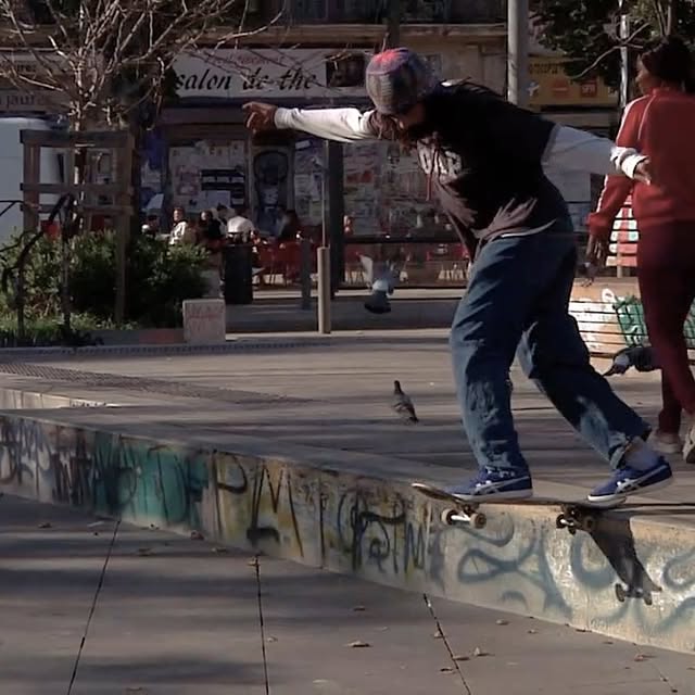 @_val3nt1v_ from his first solo 🔴 release, filmed and edited by the overlord of the Marseille manny mafia: @victorcampillo! 

➡️ freeskatemag.com ⬅️

@quotamine