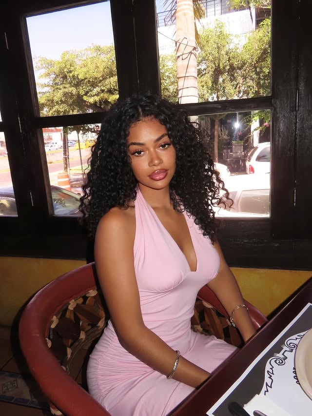 Sweet escape 🌺 @temu 

-
-
-

#explore #explorepage #curlyhair #explorepage✨