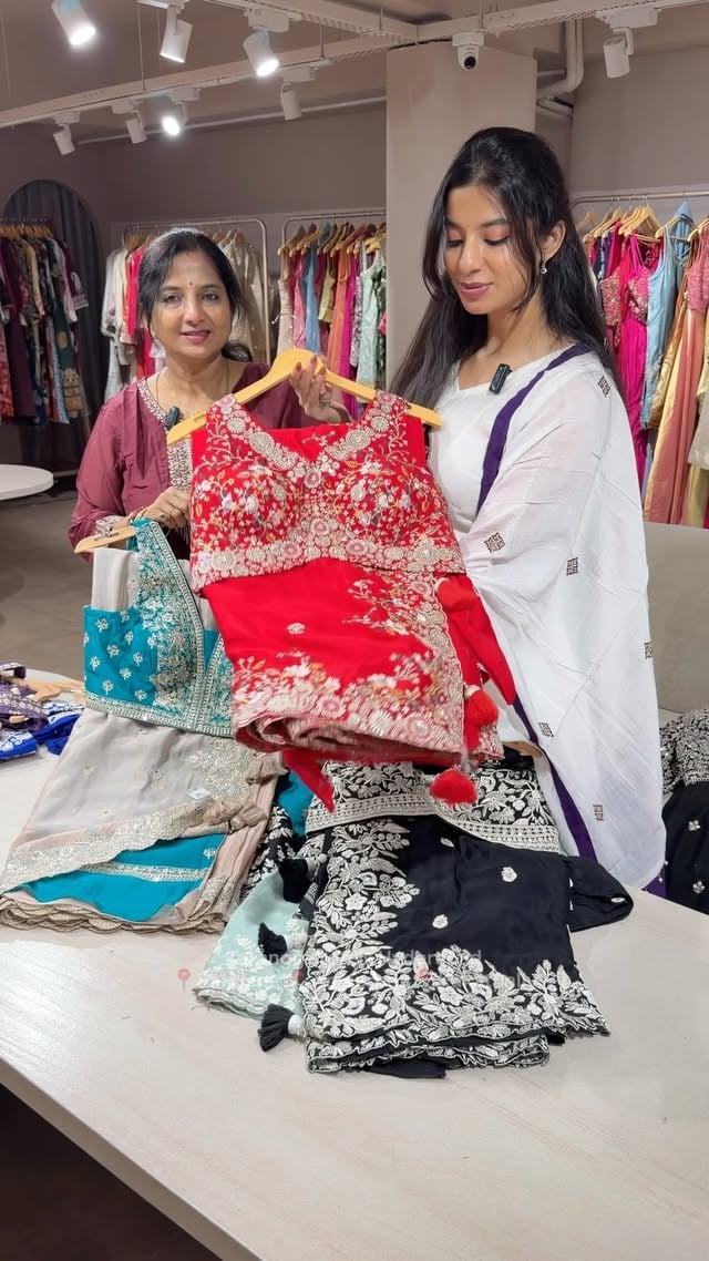 comment “ Tarangg “ for links✨😍Best place to shop Designer outfits in Hyderabad😍📍 Tarangg Parklane Secunderabad or Ameerpet Hyderabad branch or Tarangg KukatpallyShopping at Tarangg store HyderabadOrdering on WhatsApp +91 73969 78275Order on website www.tarangg.inOr visit our stores Video call facility available 📞WhatsApp +91 73969 78275🌎we ship worldwide 🇺🇸🇨🇦🇸🇬🇦🇺🇬🇧🚚delivery 3-7 days or speed post also available🛍To order Click on the website link in bio 🛒 or message us on Instagram or whatsapp +91 73969 78275Order on www.tarangg.in @tarangg.in 📍Store locations :1) ❤️Tarangg Parklane Secunderabad Brjc Mahmood Chinoy Complex, CTC, Parklane, Secunderabad 500003Phone 040- 4890 25862) ❤️Tarangg Ameerpet Hyd Shop no 3&4, Opp. Sitara Hotel, Ameerpet, Hyderabad 500016Phone 040-40182195 3)❤️ Tarangg KukatpallyManjeera Majestic# by @tarangg.in
