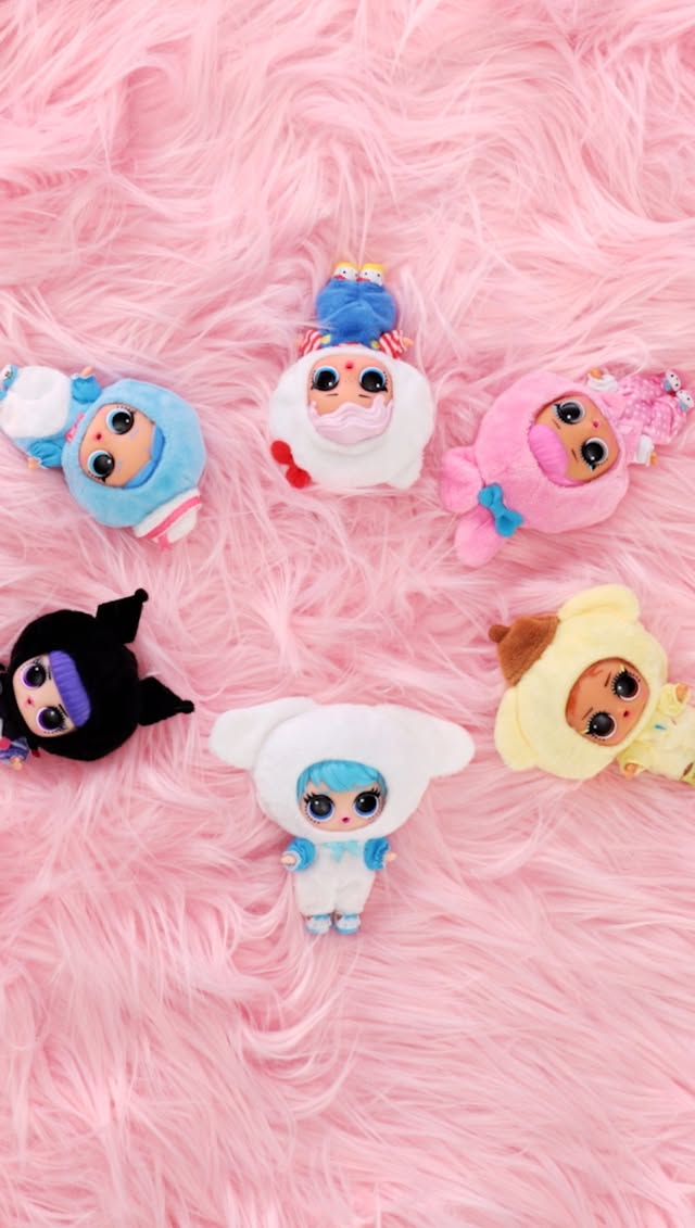 Dancing into the weekend with @HelloKitty and Friends 💖 by @lolsurprise