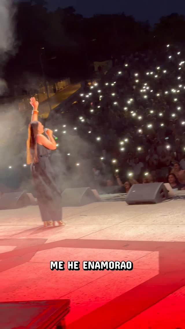 Noches que enamoran con su magia.. ✨️ by @indaraoficial