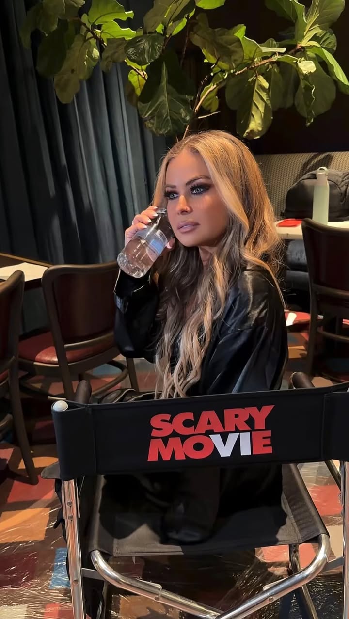 Hmmm…. Where do u think I am ???? @scarymovie #scarymovie by @carmenelectra