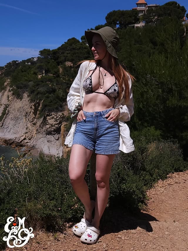 In my vacation era 🌊 👙 @eva_ginger.69 °°°°°#redhead #summertime #summerlook #vacationmode #vacationtime by @only_eva69