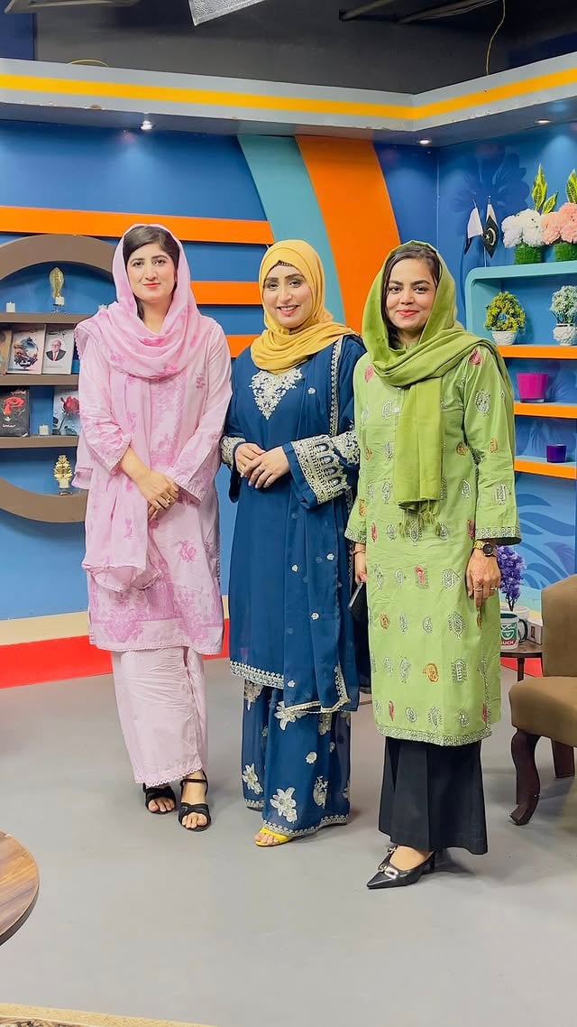 Such Savera with Mehwish Chaudhary Great conversations create lasting impact. ✨Had an amazing time on today’s morning show with our wonderful guest informative, engaging, and truly inspiring.#MorningShow #TVHost #OnAir #BehindTheScenes #InspiringConversations #MediaLife #TalkShow #LiveTV #GuestTalk #InformativeSession #PositiveVibes #PakistanMedia #ContentCreator #MehwishCh by @mehwishchaudharyofficiall