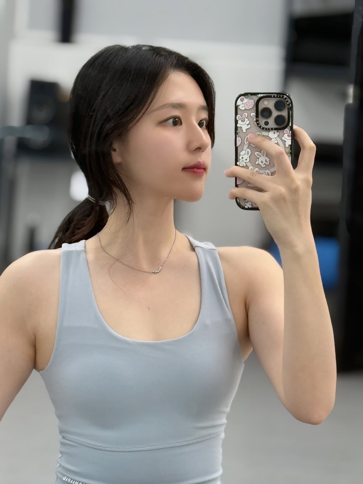 묶는게 깔꼼하지?
근데 아파서 그런가 좀 부었다잉 🥺

#excersise #beauty #innerbeauty #healthcare #healthy