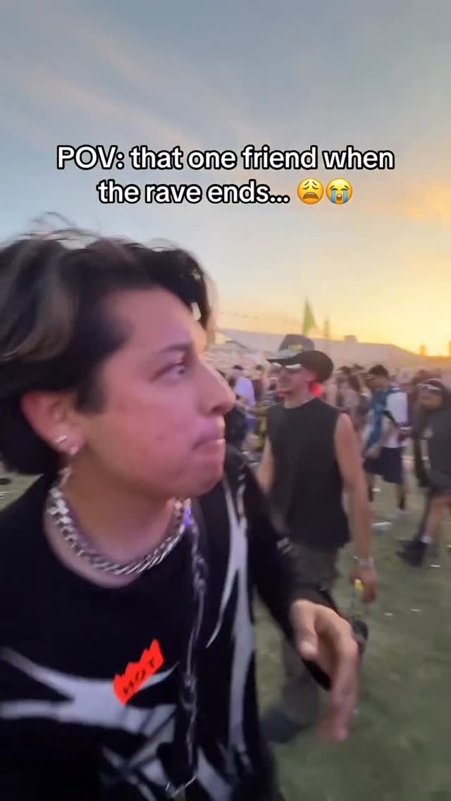 6am festie activities 😭❤️ hours left to snag up to 60% off trippy styles 🌀 don't miss out in our b!0~ @xvirad by @iheartraves