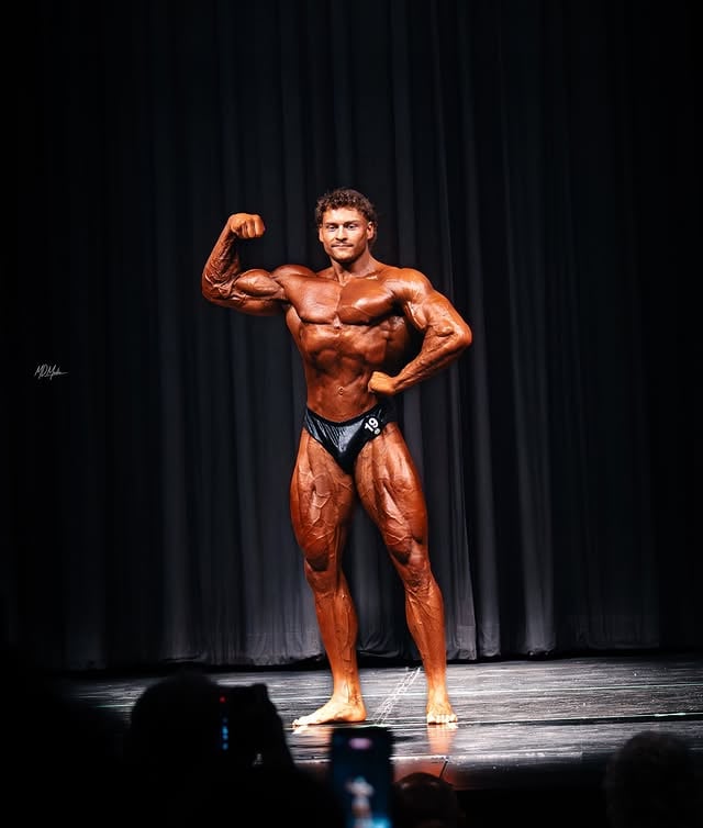 2x Sudbury Classic Physique Overall Champion

This was genuinely one of the best days of my life. From battling on stage with some amazing athletes to sharing the moment with my friends and family. The support from everyone means more than you know.

See ya next weekend @canadian_national_proqualifier 

#gym #bodybuilding #classicphysique
