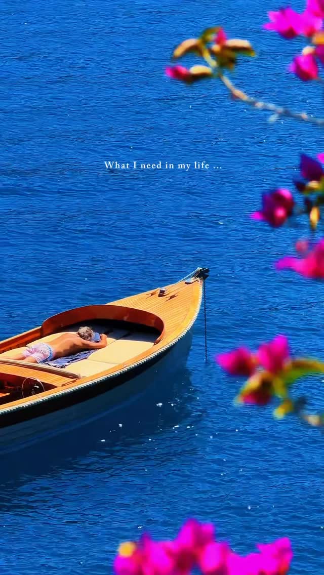 It’s either this or nothing … 🥰🌺🇮🇹

📍Portofino, Italy 
📸 @italy 

Follow @italy 🇮🇹