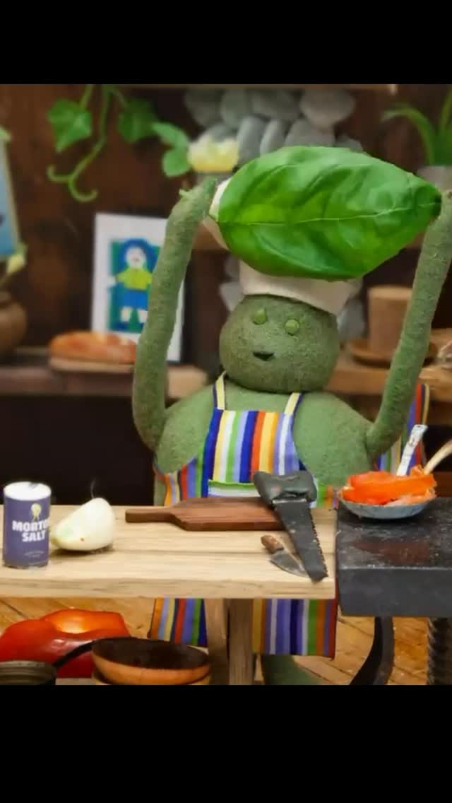 Ok Cheffers, what song would you LOVE to hear Cheffy sing??? No pwomises but we WILL make sure he sees your comments.